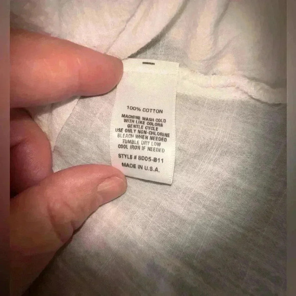 Caily22 size large white 100 % cotton ruffle front long sleeve button down. - Picture 11 of 12